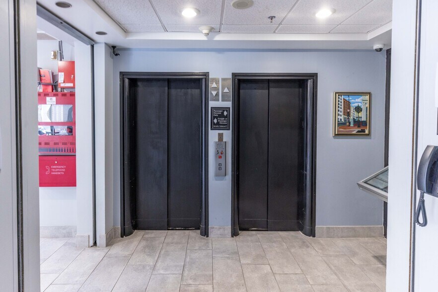 More Photos Of 118-120 W Adams St, Jacksonville Loft Creative Space For Lease