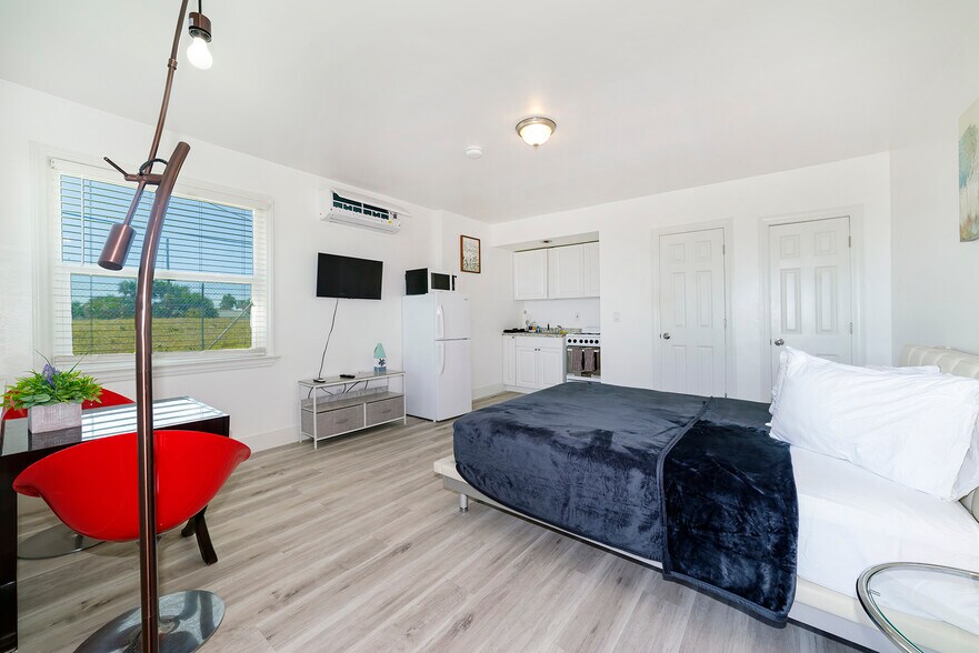 More Photos Of 2040 Ocean Shore Blvd, Ormond Beach Apartments For Sale