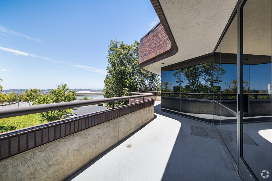 More Photos Of 5650 El Camino Real, Carlsbad Unknown For Lease