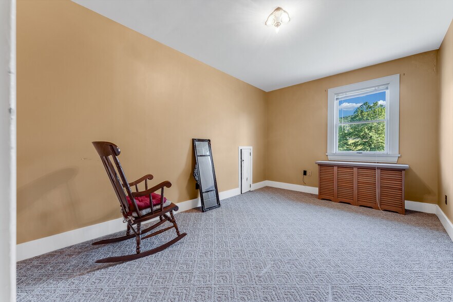 More Photos Of 1266 National Pike, Hopwood Apartments For Sale