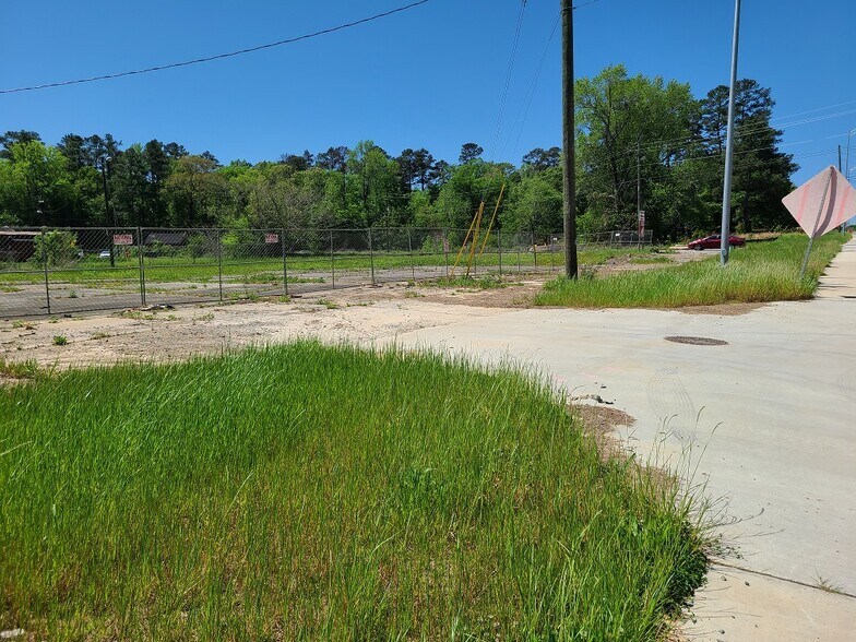More Photos Of 1353 Jeffersonville Rd, Macon-Bibb Land For Sale
