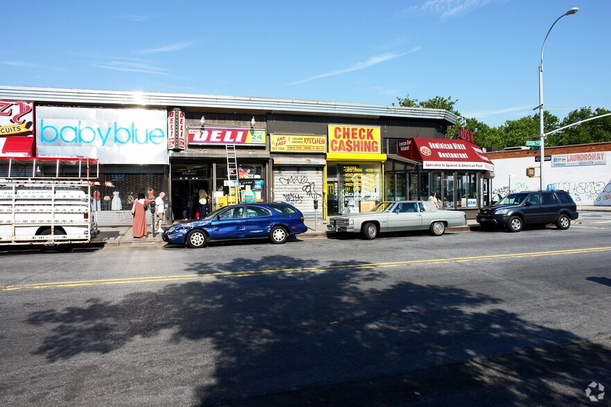 More Photos Of 71-10 Kissena Blvd, Flushing Storefront For Lease