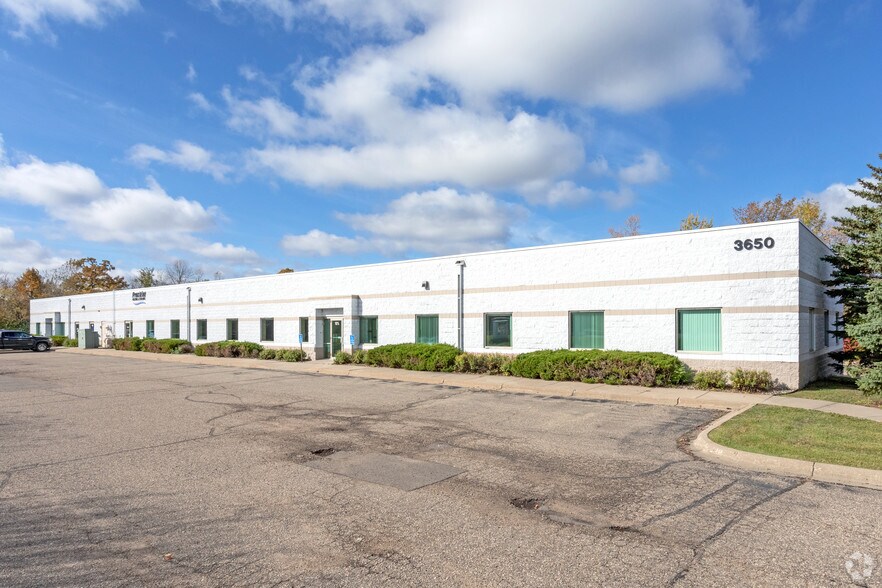 Primary Photo Of 3650 Chestnut St N, Chaska Light Manufacturing For Lease