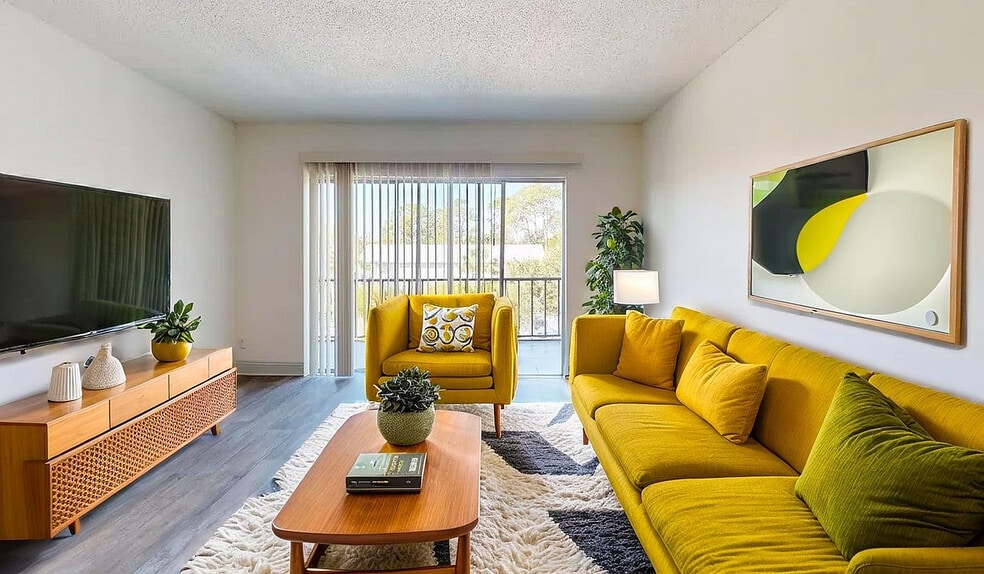 More Photos Of 120 47th Ave N, Saint Petersburg Apartments For Sale
