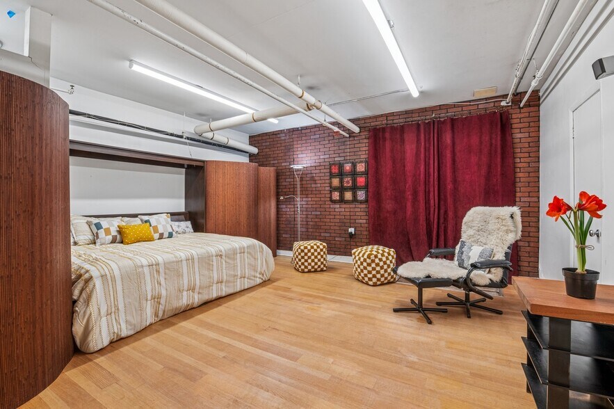 More Photos Of 725 Union St, Brooklyn Apartments For Sale
