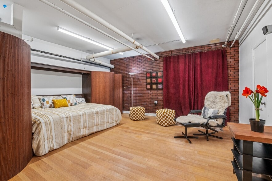 More Photos Of 725 Union St, Brooklyn Apartments For Sale