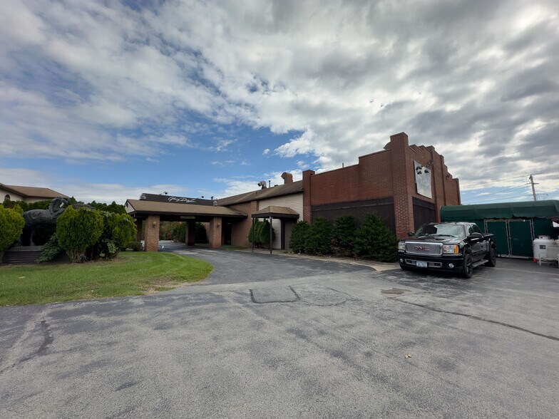 More Photos Of 2955-2961 State Route 9, Ballston Spa, NY 12020, Ballston Spa Hotel For Lease