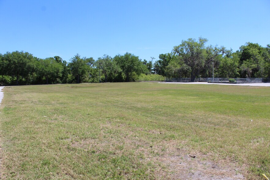 Primary Photo Of 6528 US-301 Hwy, Riverview Land For Sale