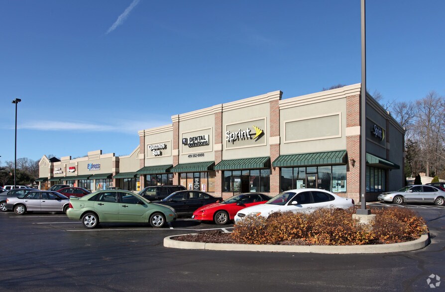 More Photos Of 5350 Airport Hwy, Toledo Storefront For Lease
