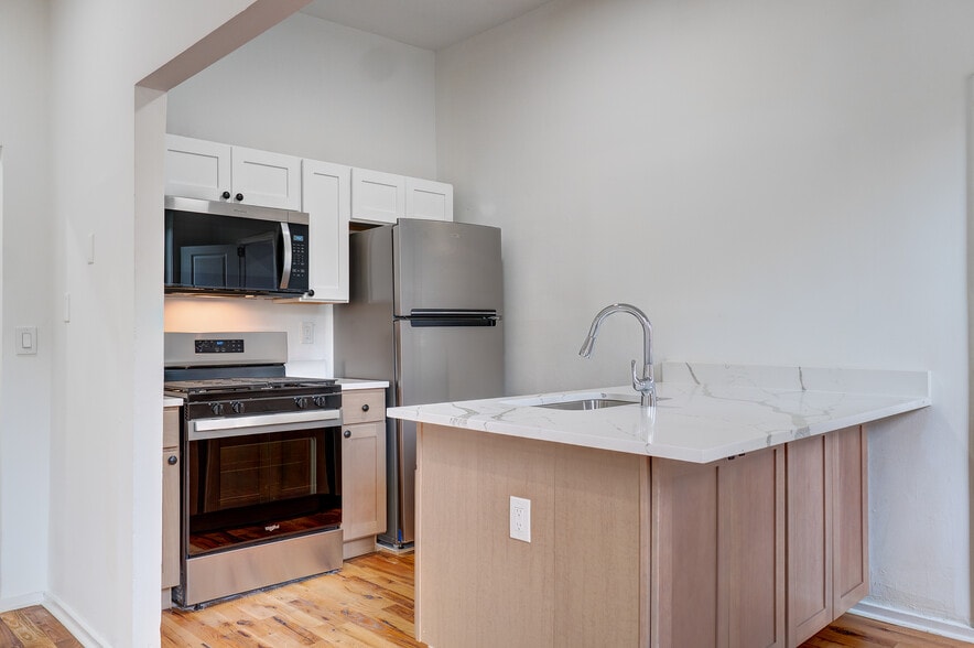 More Photos Of 522 Elm St, New Haven Apartments For Sale