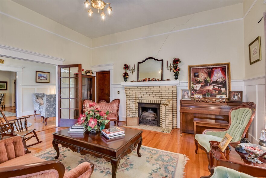 More Photos Of 125 Goshen St, Lincolnton Specialty For Sale