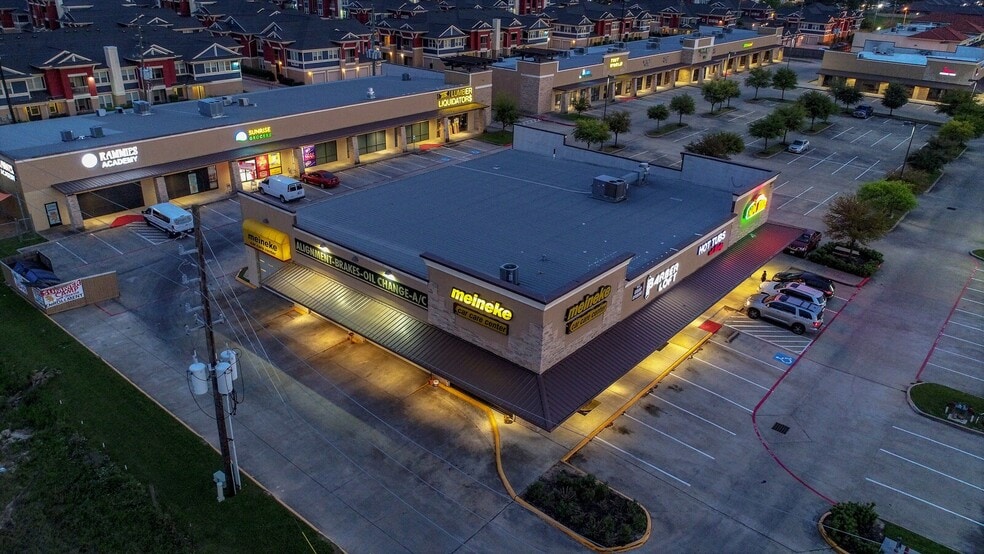 More Photos Of 600 Katy Fort Bend Rd, Katy Unknown For Lease