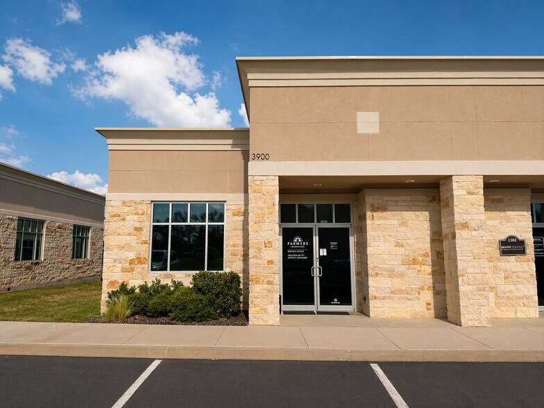More Photos Of 3900 S Stonebridge Dr, McKinney Medical For Lease