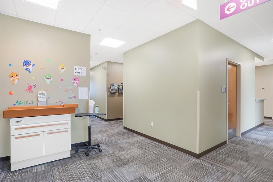 More Photos Of 1000 S US Highway 31, Greenwood Medical For Sale