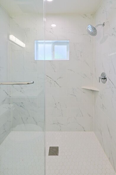 More Photos Of 1237 W 25th St, Los Angeles Apartments For Sale