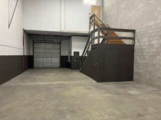 More Photos Of 475 Washington St, Wrentham Flex For Lease