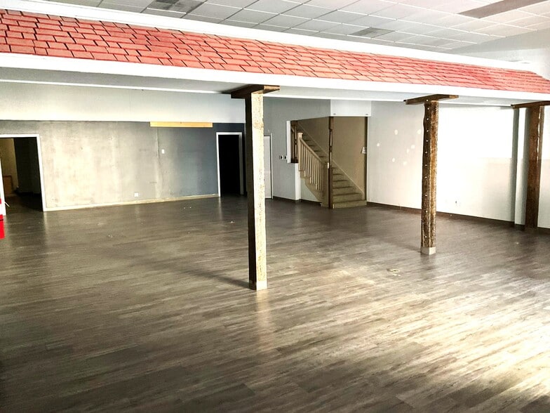 More Photos Of , Cleburne Unknown For Sale