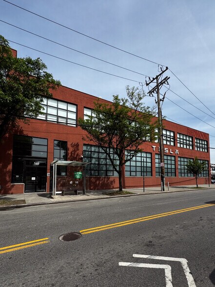 More Photos Of 160 Van Brunt St, Brooklyn Office For Lease