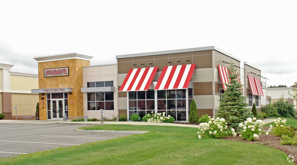 More Photos Of 124-126 State Route 101A, Amherst Unknown For Lease