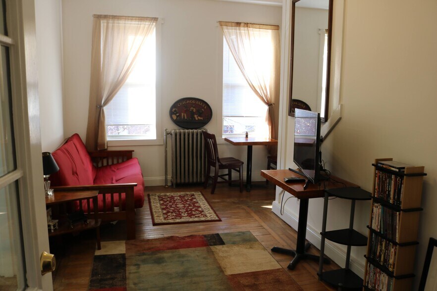 More Photos Of 1900 Aliceanna St, Baltimore General Retail For Sale