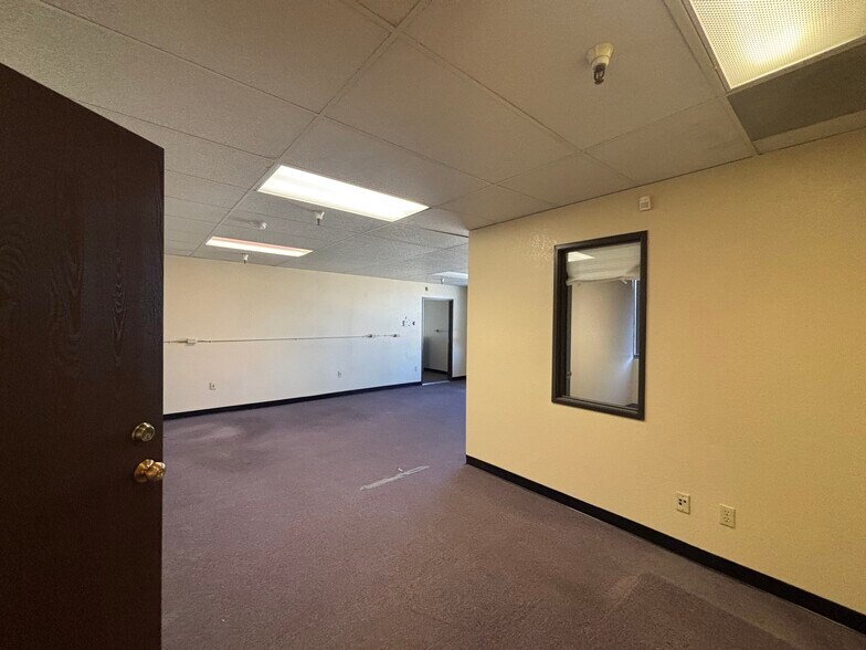 More Photos Of 1501 El Camino Ave, Sacramento Medical For Lease