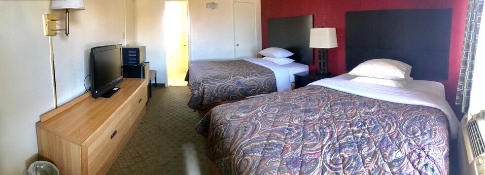 More Photos Of 1214 E Route 66 Blvd, Tucumcari Hotel For Sale
