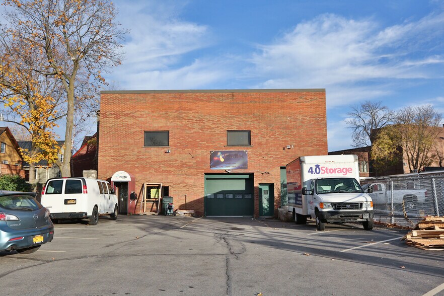 More Photos Of 620 South Ave, Rochester Light Manufacturing For Sale