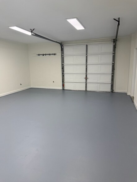 More Photos Of 1806 Hayward Ave, Chesapeake Loft Creative Space For Sale