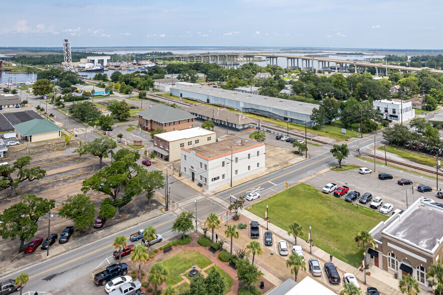 More Photos Of 535 Delmas Ave, Pascagoula Office For Lease