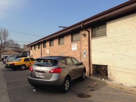 More Photos Of 6420 N California Ave, Chicago Coworking Space