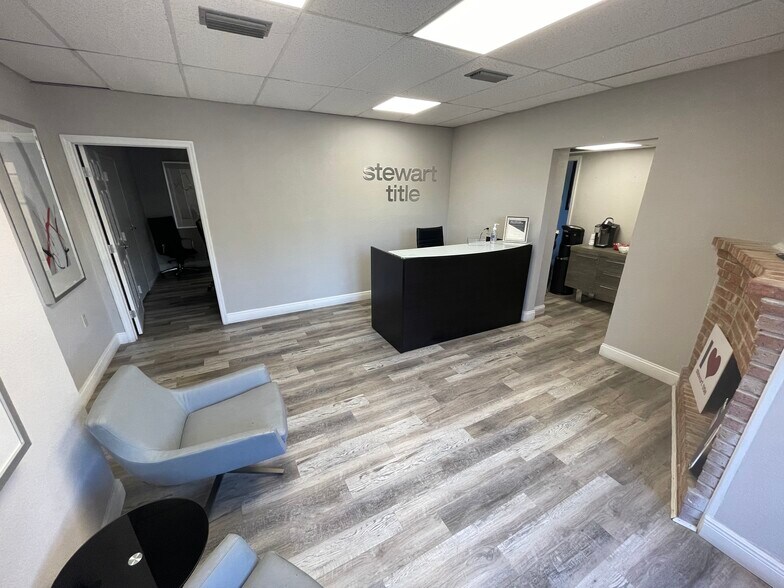 More Photos Of 496 Delaney Ave, Orlando Office For Lease