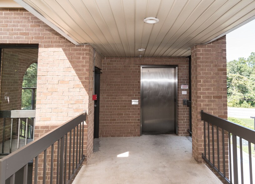 More Photos Of 8441 Belair Rd, Nottingham Medical For Lease