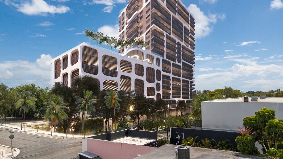 More Photos Of 300-320 NE 60th St, Miami Warehouse For Sale