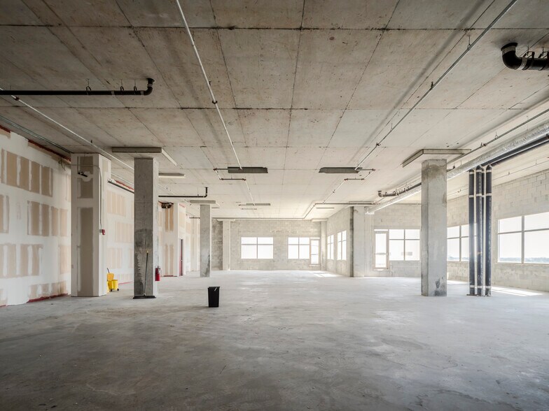 More Photos Of 1675 N Military Trl, Boca Raton Office For Lease