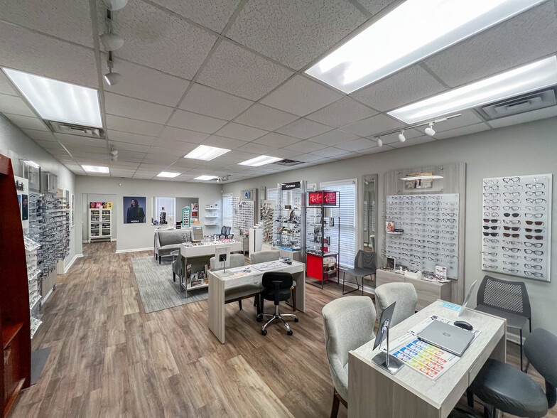 More Photos Of 200 Canyon Park Dr, Pelham Office For Lease