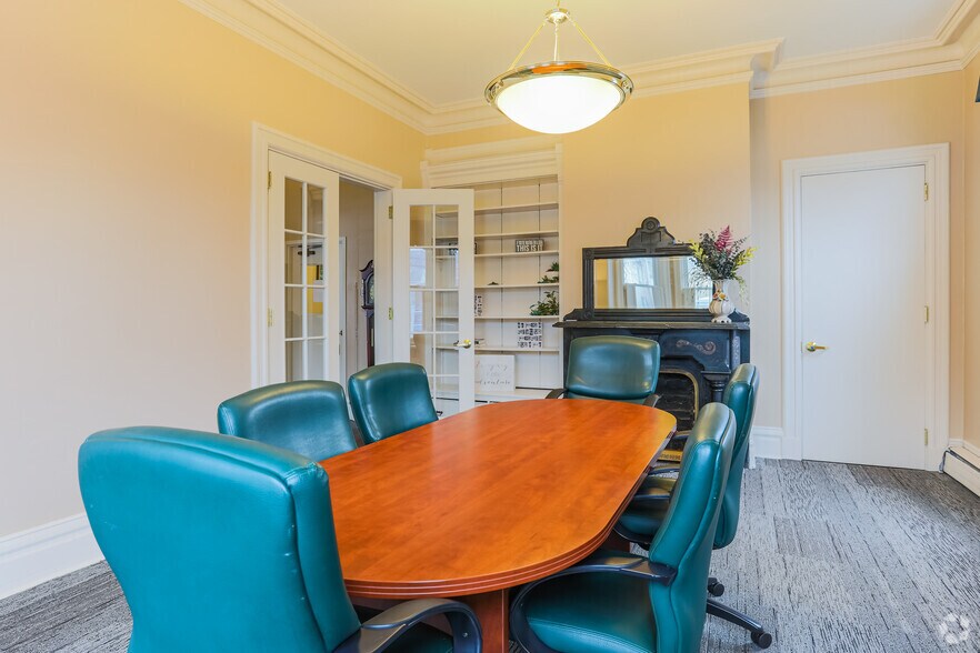 More Photos Of 510 Washington Ave, Carnegie Coworking Space
