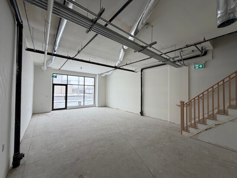 More Photos Of 220 Dissette St, Bradford West Gwillimbury Apartments For Lease