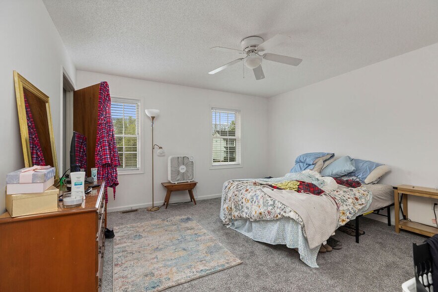 More Photos Of 2401 Mosley St, Waynesboro Apartments For Sale