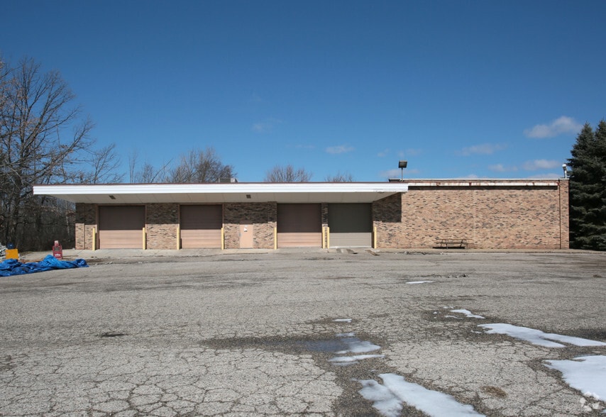 More Photos Of 5394 Corunna Rd, Flint Industrial For Lease