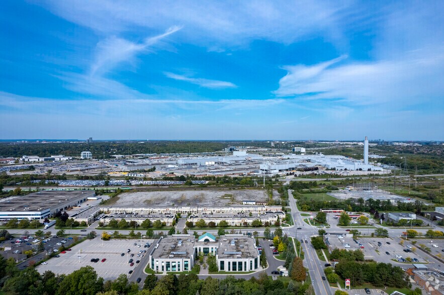 More Photos Of 1540 Cornwall Rd, Oakville Office For Lease