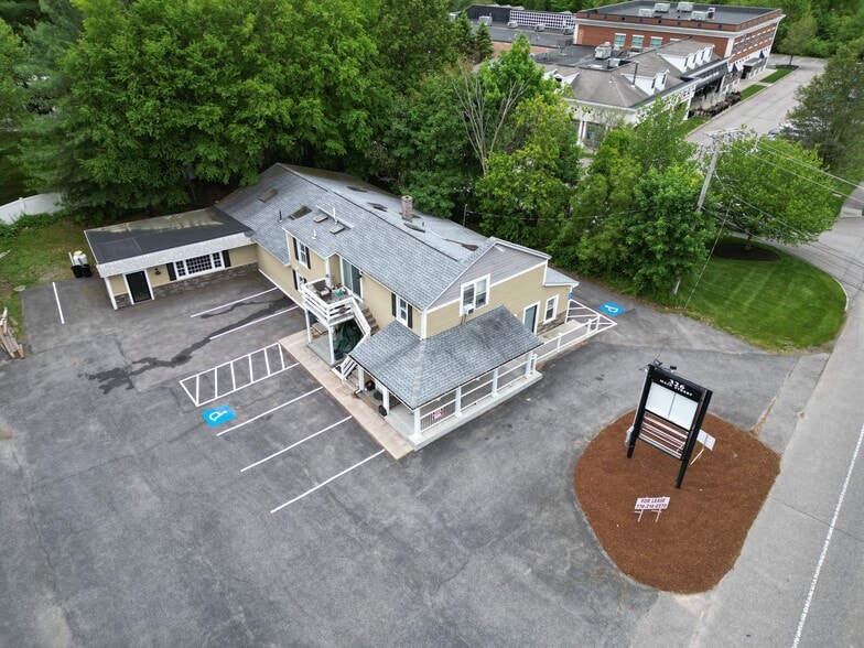 More Photos Of 326 Main St, Northborough Freestanding For Sale