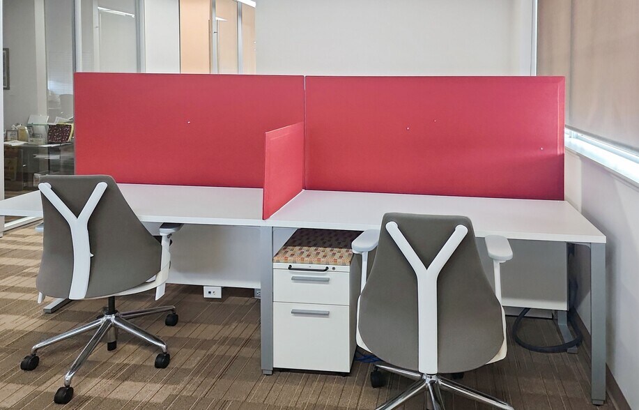 More Photos Of 5547 Veterans Pky, Columbus Coworking Space