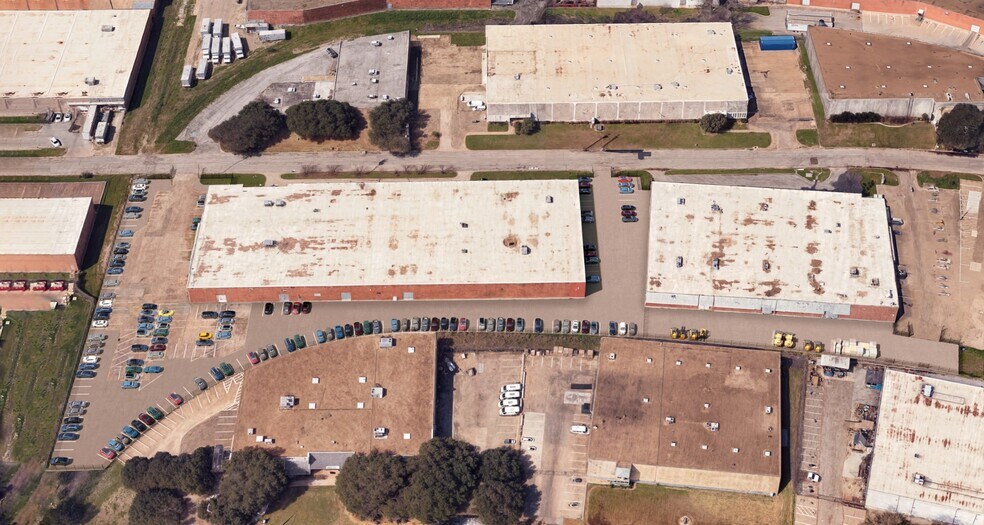 More Photos Of 1262 Viceroy Dr, Dallas Manufacturing For Lease