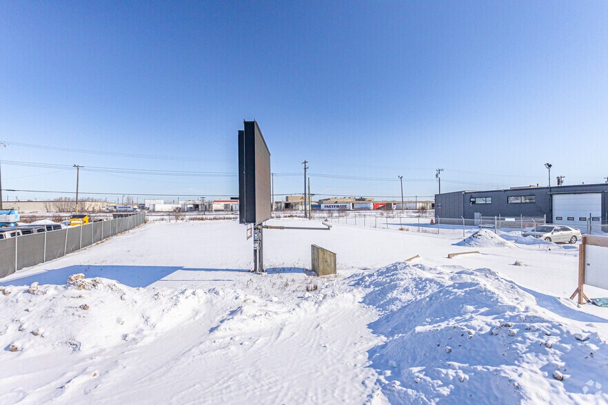 More Photos Of 5725 Gateway Blvd NW, Edmonton Land For Lease