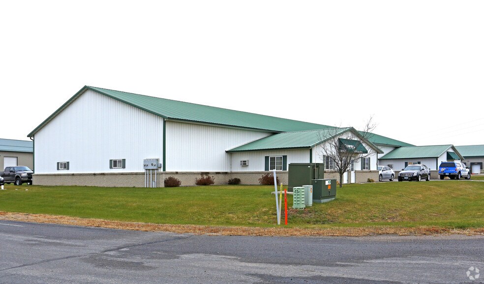 More Photos Of 30659 Pearl Dr, Saint Joseph Warehouse For Lease