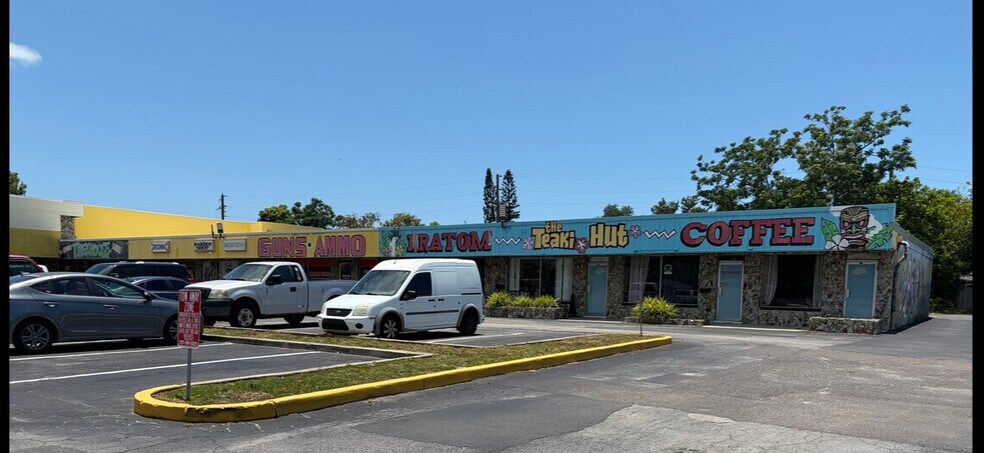 Primary Photo Of 11600 Seminole Blvd, Largo Unknown For Lease