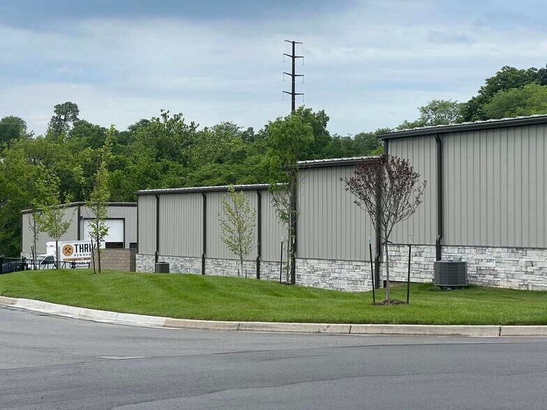 More Photos Of 7080 Ensign Dr, Parkville Warehouse For Sale