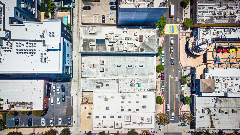 More Photos Of 236-242 Pine Ave, Long Beach Storefront Retail Office For Lease