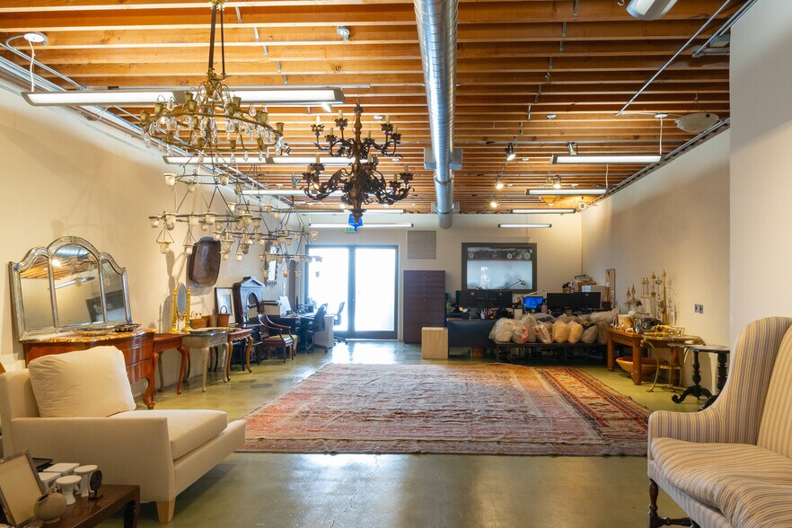 More Photos Of 1646 19th St, Santa Monica Light Manufacturing For Sale