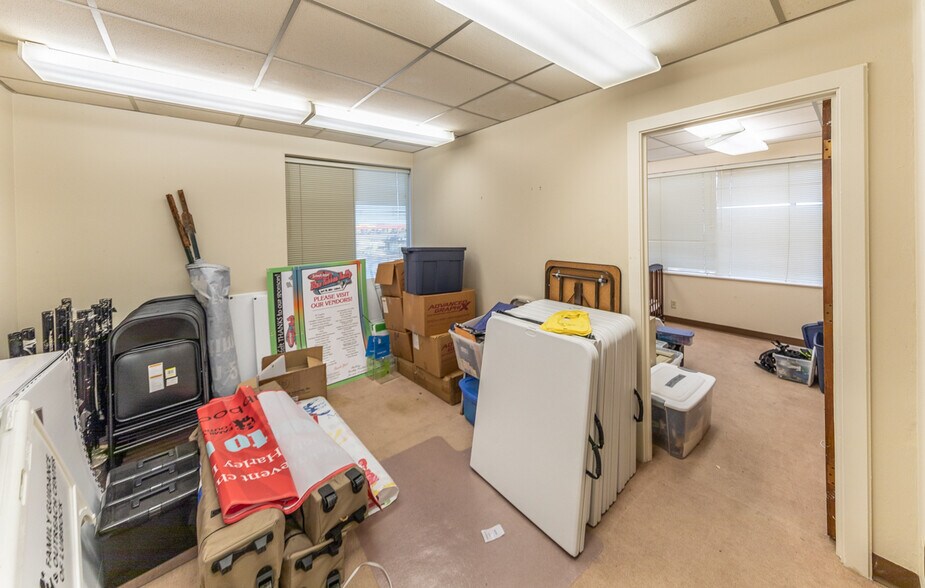 More Photos Of 5 Briercroft Office Park, Lubbock Office For Sale